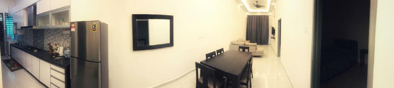 Arsyad Homestay Чанглун Екстериор снимка